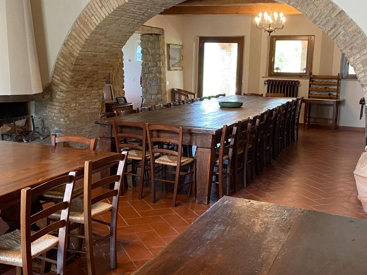 Belvilla By Oyo Podere San Giovanni Ventisei Chianni Exterior photo