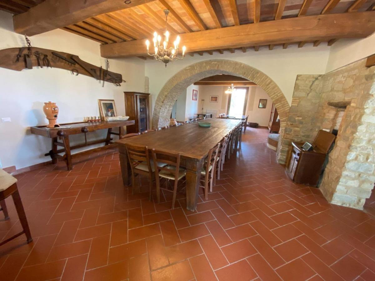 Belvilla By Oyo Podere San Giovanni Ventisei Chianni Exterior photo
